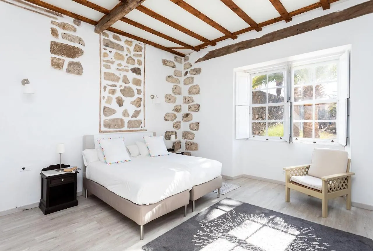 Detached Villa With Garden, Heated And Private Pool, Sea View, Parking Free Tijoco de Abajo
